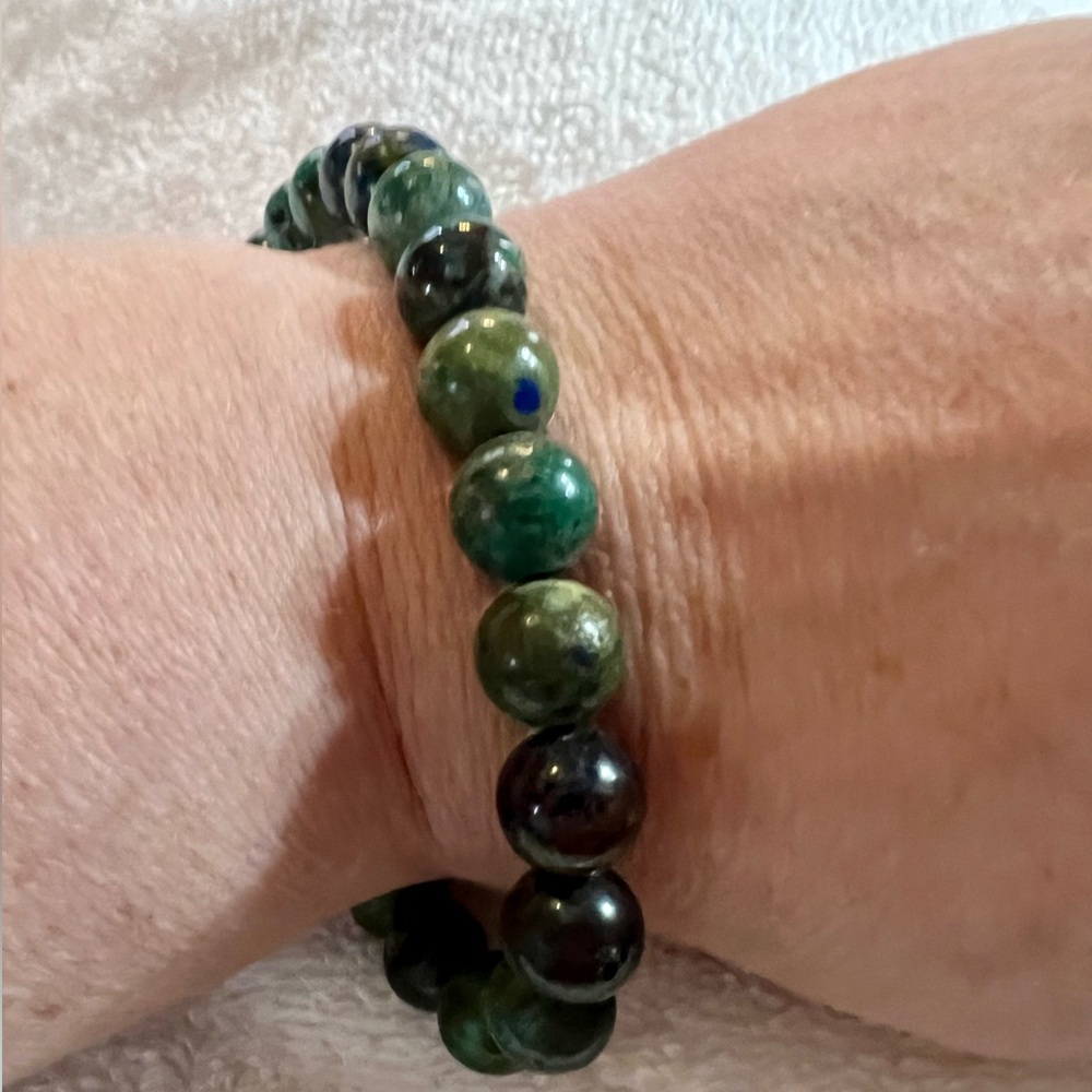 Bombshell Beads - Picture 3 of 6